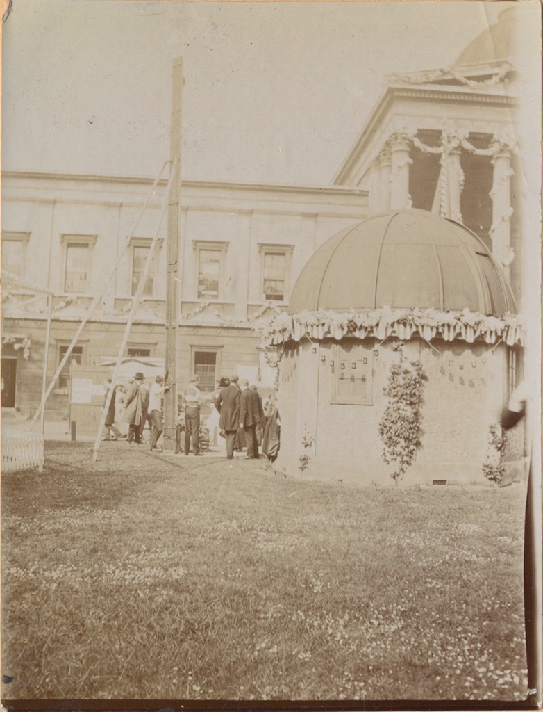 19100127 MICHAEL E.T.D. VLASTO SCRAPBOOK Football Tours, etc 30a.jpg